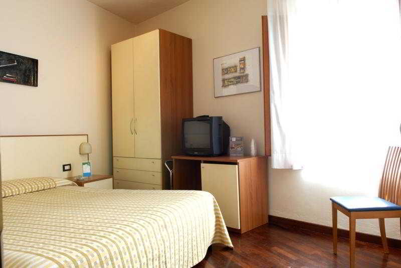 Hotel Il Giardino Пиза Екстериор снимка